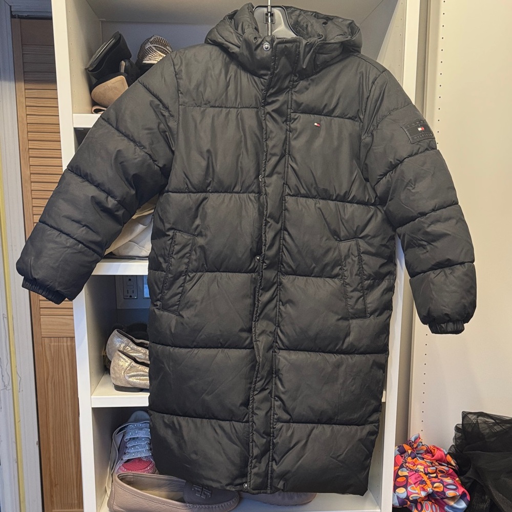 Pre owned Tommy Hilfiger Black puffer coat